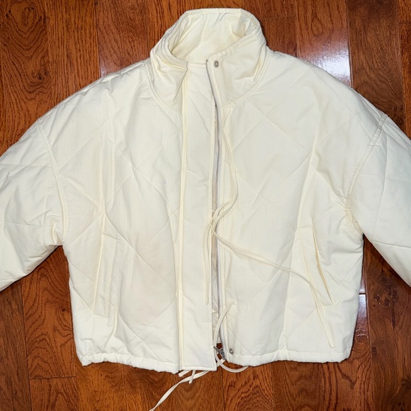 Le Lis Light Cream Puffer Jacket - Picture 4 of 7